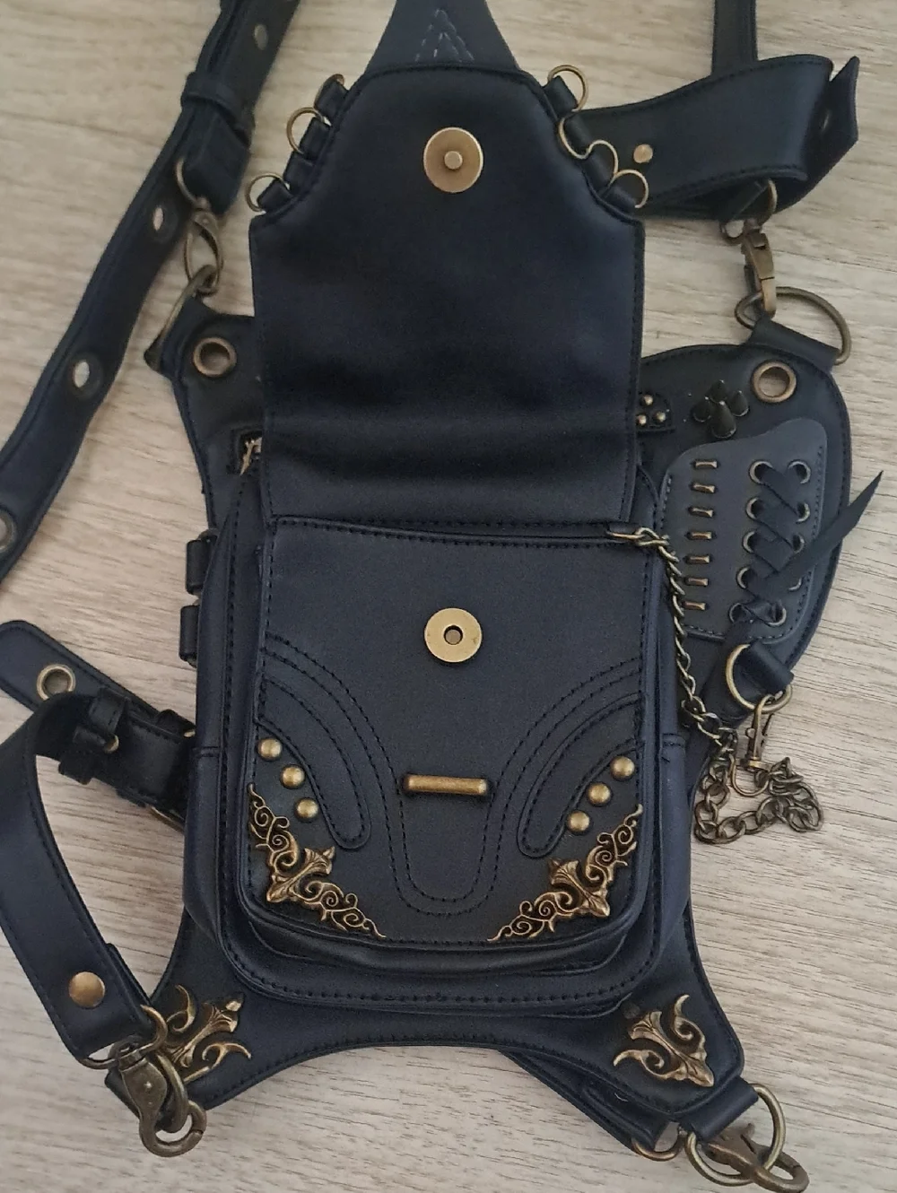 STEEL MOSTER Gothic  Steampunk  Handbag  For  Men and Women Hiking Fanny Pack.